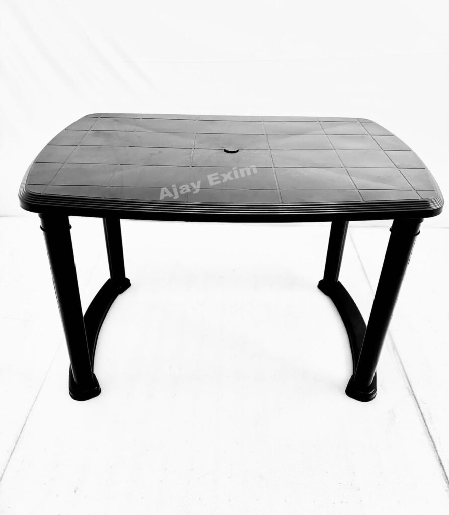 Plastic Dining Table