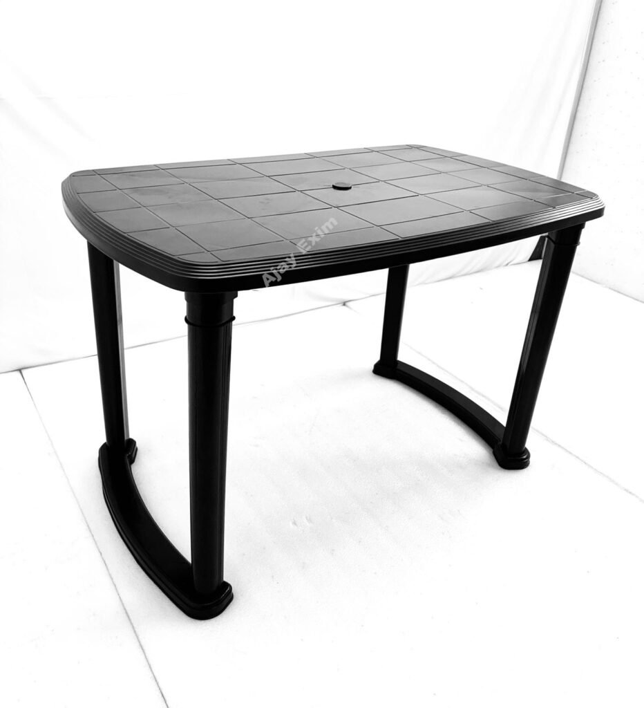 Plastic Dining Table