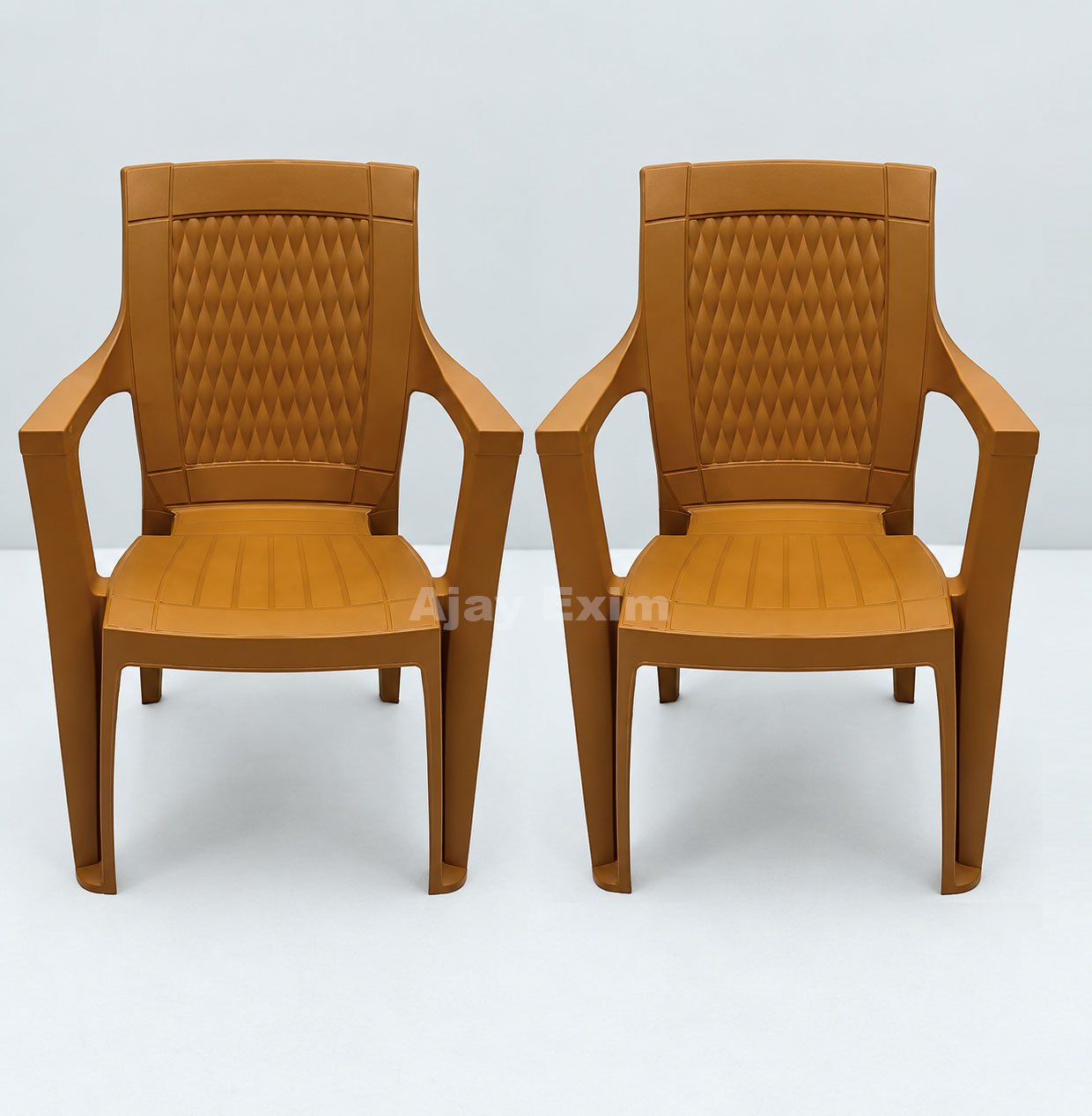 Luxury Diamond Back Plastic Arm Chair