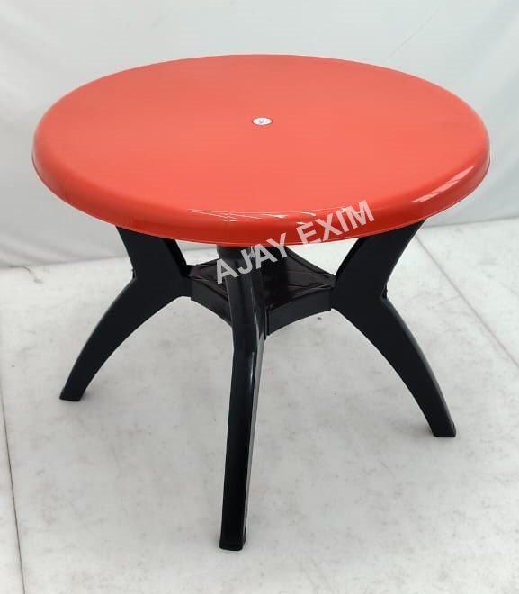 Round Plastic Dining Table